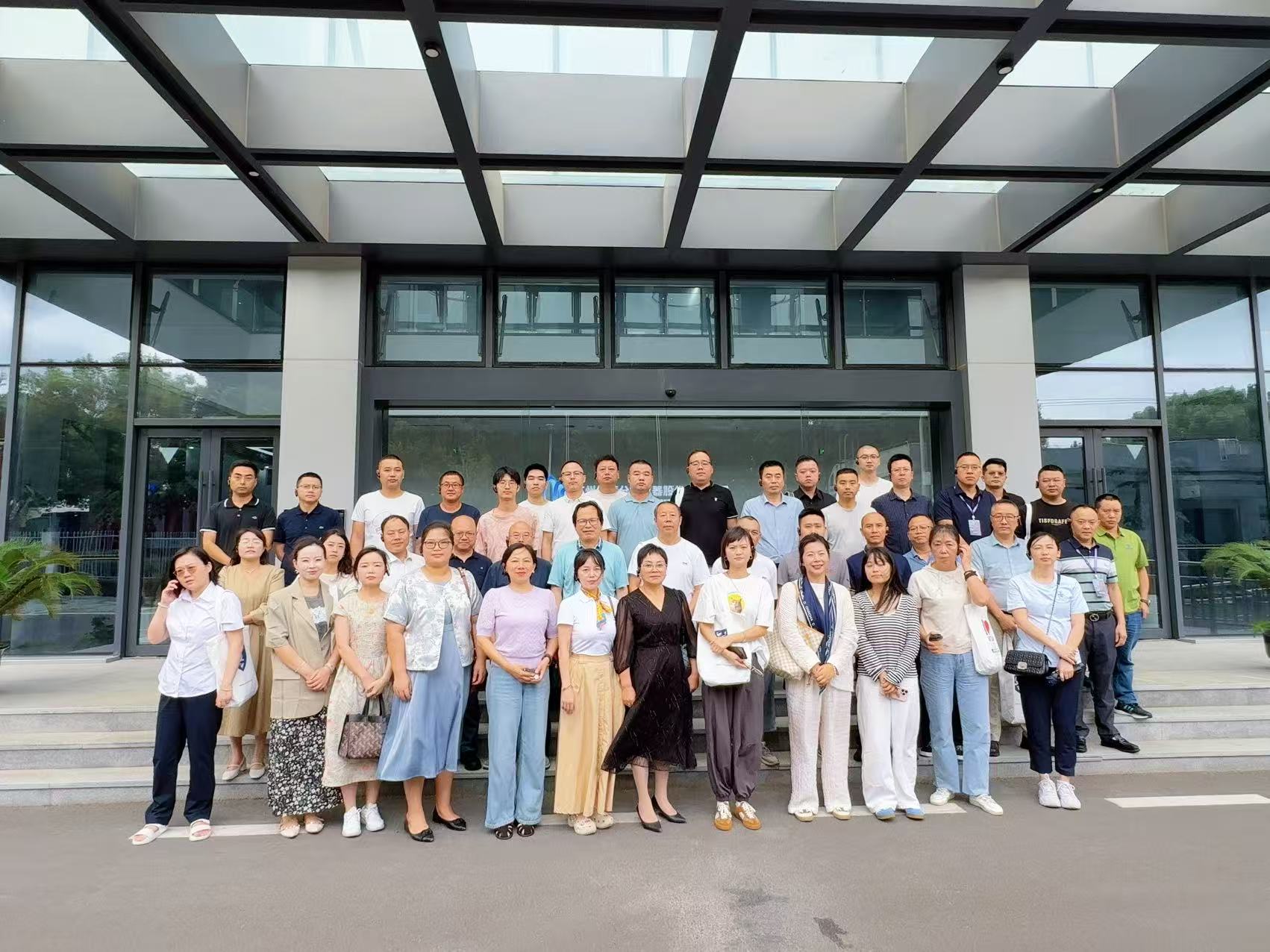 第二期綿陽專精特新企業(yè)家班聚焦紐邁實(shí)踐